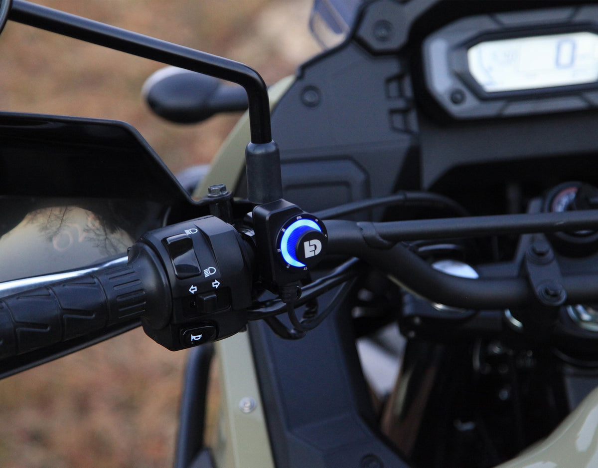 适用于川崎 KLR 650 Gen3 的 DialDim™ 照明控制器