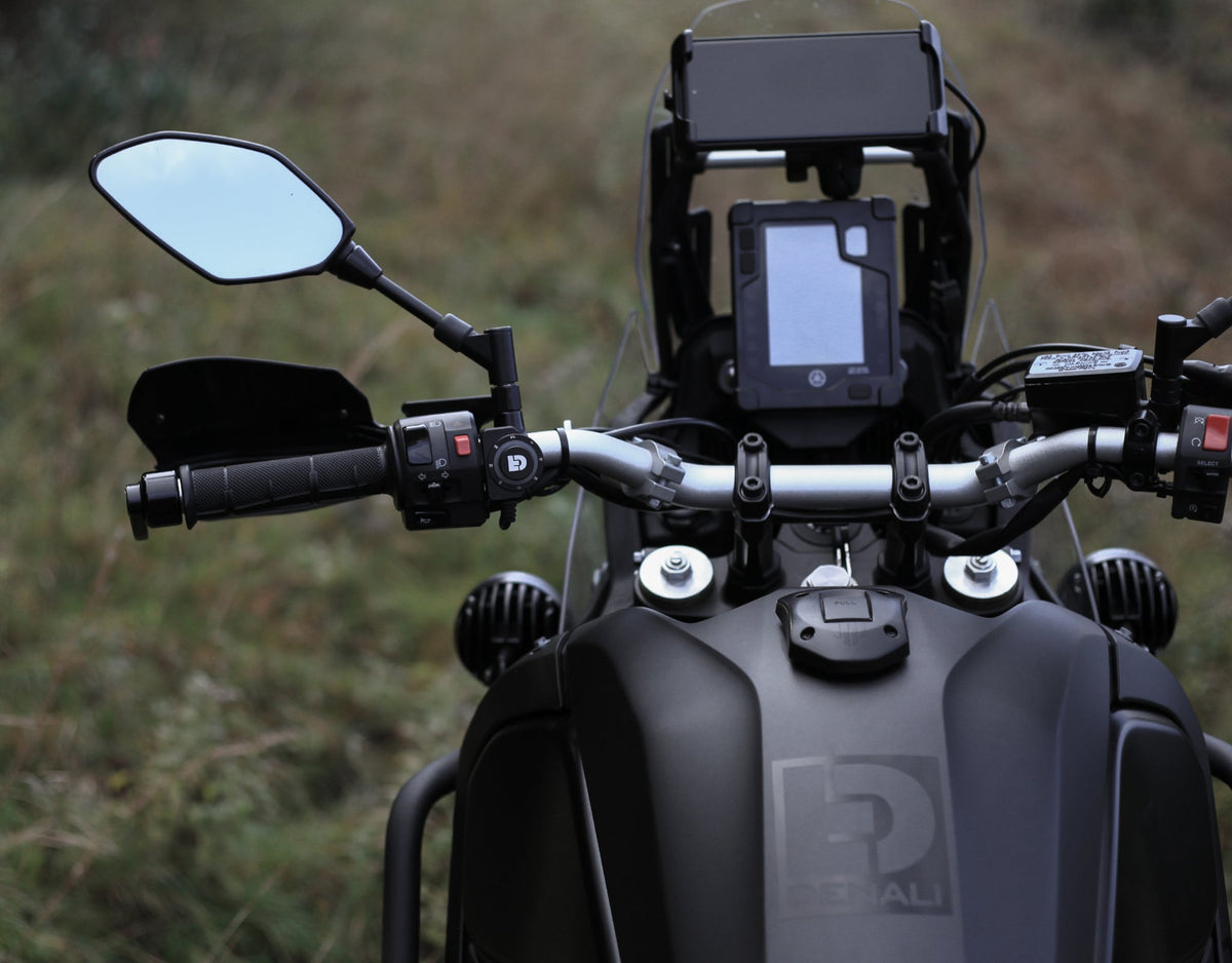 适用于 Yamaha Tenere 700 的 DialDim™ 灯光控制器