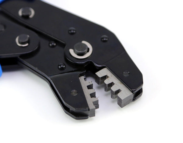 أداة العقص الطرفية