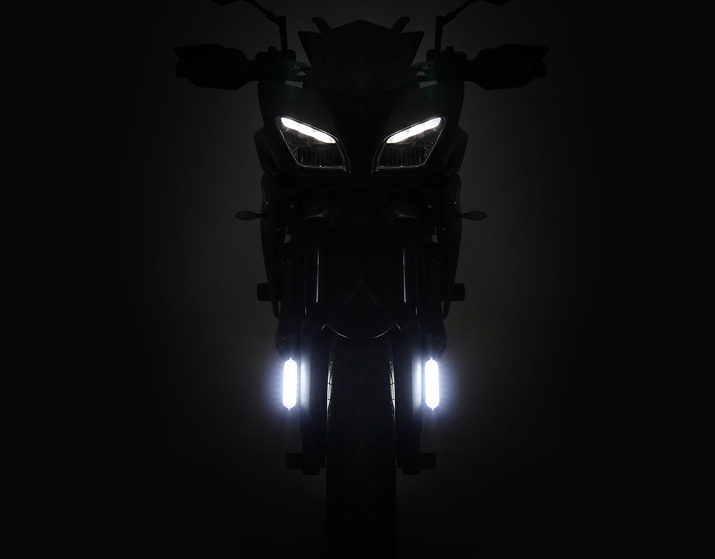 DRL 可視性照明キット (フェンダーマウント付き) - ホワイトまたはアンバー