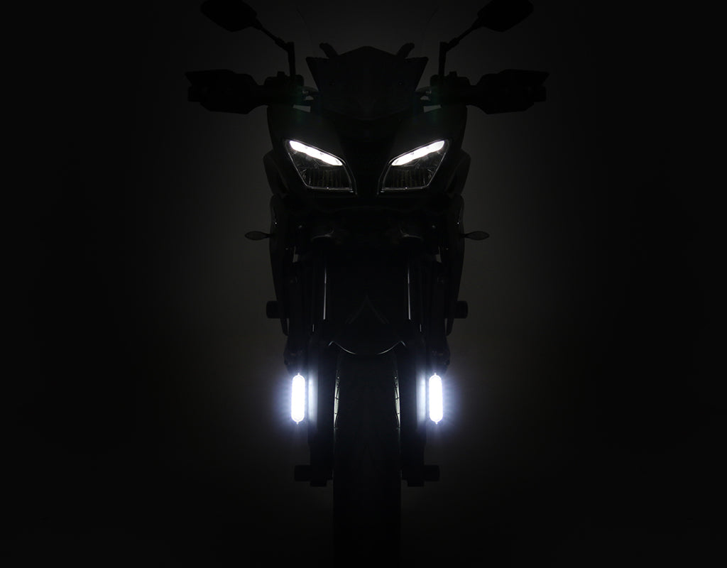 带嵌入式安装的 DRL 可见性照明套件 - 白色或琥珀色