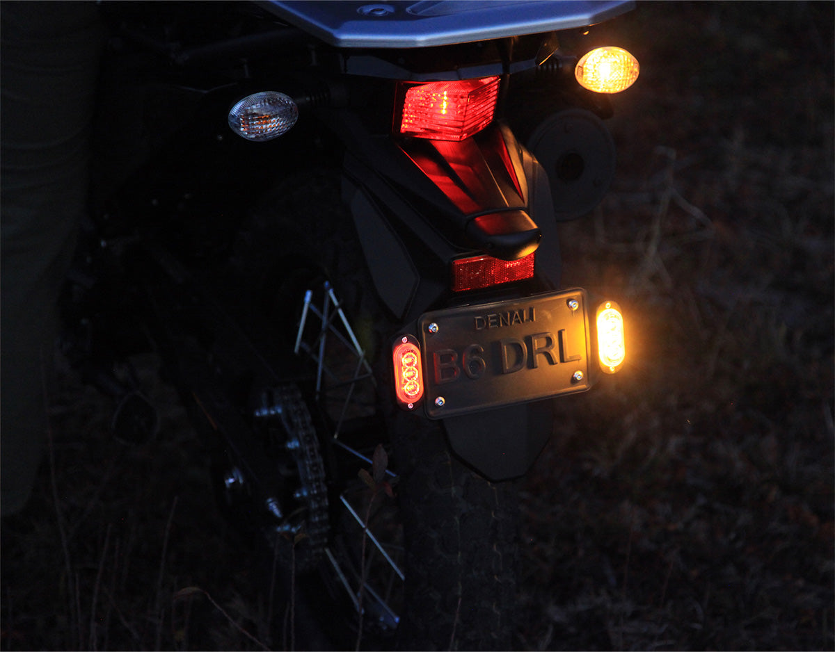 T3-S™ Smart Turn Signal & DRL Pods with License Plate Mount for Motorcycles – Rear