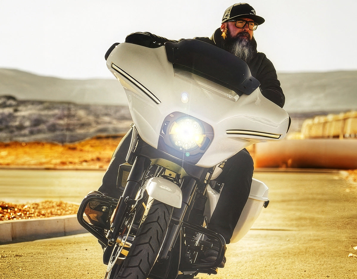 Kraus Motor Şirketi tarafından '24+ Harley-Davidson Street Glide için Denali Aydınlatmalı Ace-One Far Takımı