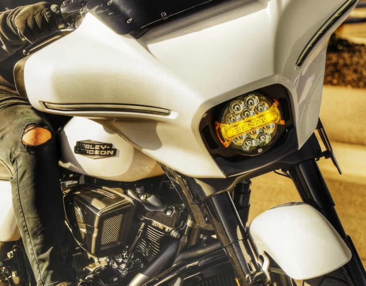 Kraus Motor Şirketi tarafından '24+ Harley-Davidson Street Glide için Denali Aydınlatmalı Ace-One Far Takımı