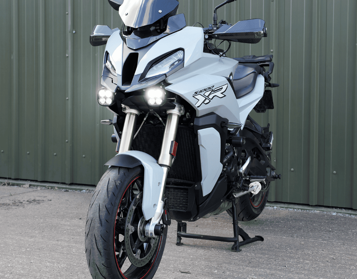 Ajovalon kiinnike - BMW S1000XR '20-'26