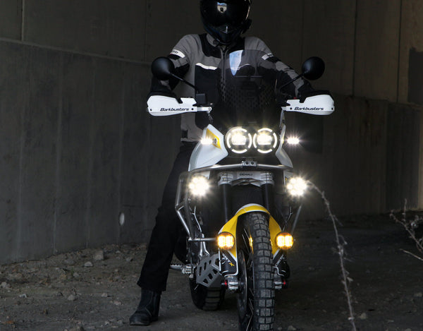 Soporte de luz de conducción inferior - Ducati DesertX