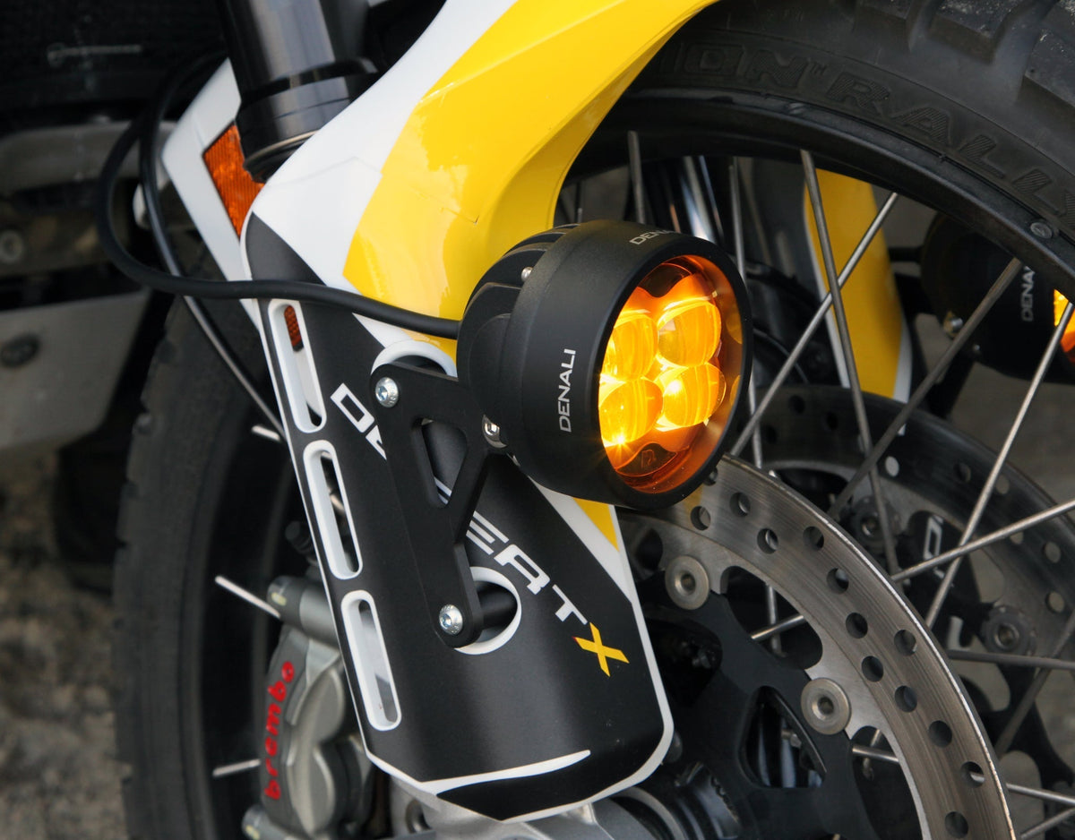 下部ドライビングライトマウント - Ducati DesertX