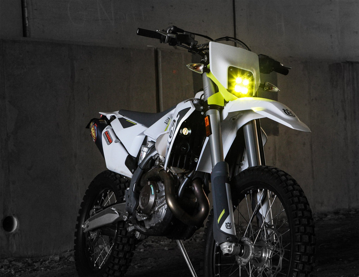 Soporte de luz de conducción – KTM EXC/Husky FE
